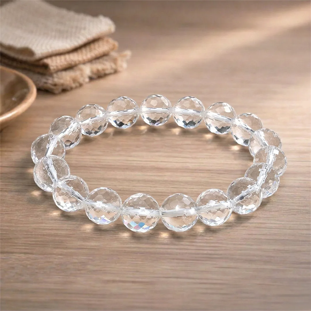 Sphatik Diamond Cut Gemstone Bracelet